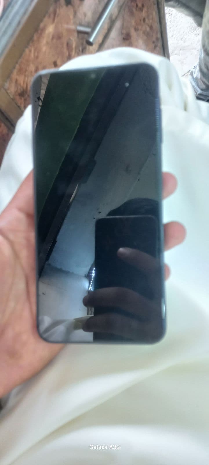 Galaxy A16 · 4GB / 128GB