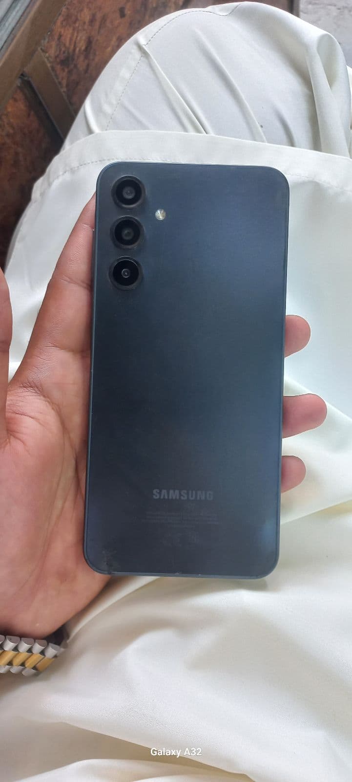 Samsung Galaxy A16 4GB / 128GB in Black — photo 3