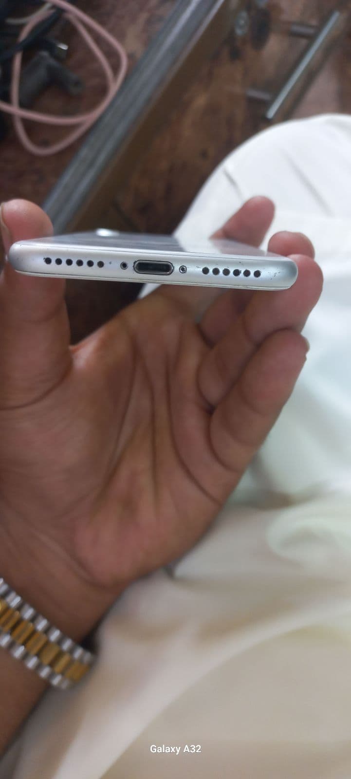 Apple iPhone 8 64GB in Silver — photo 4