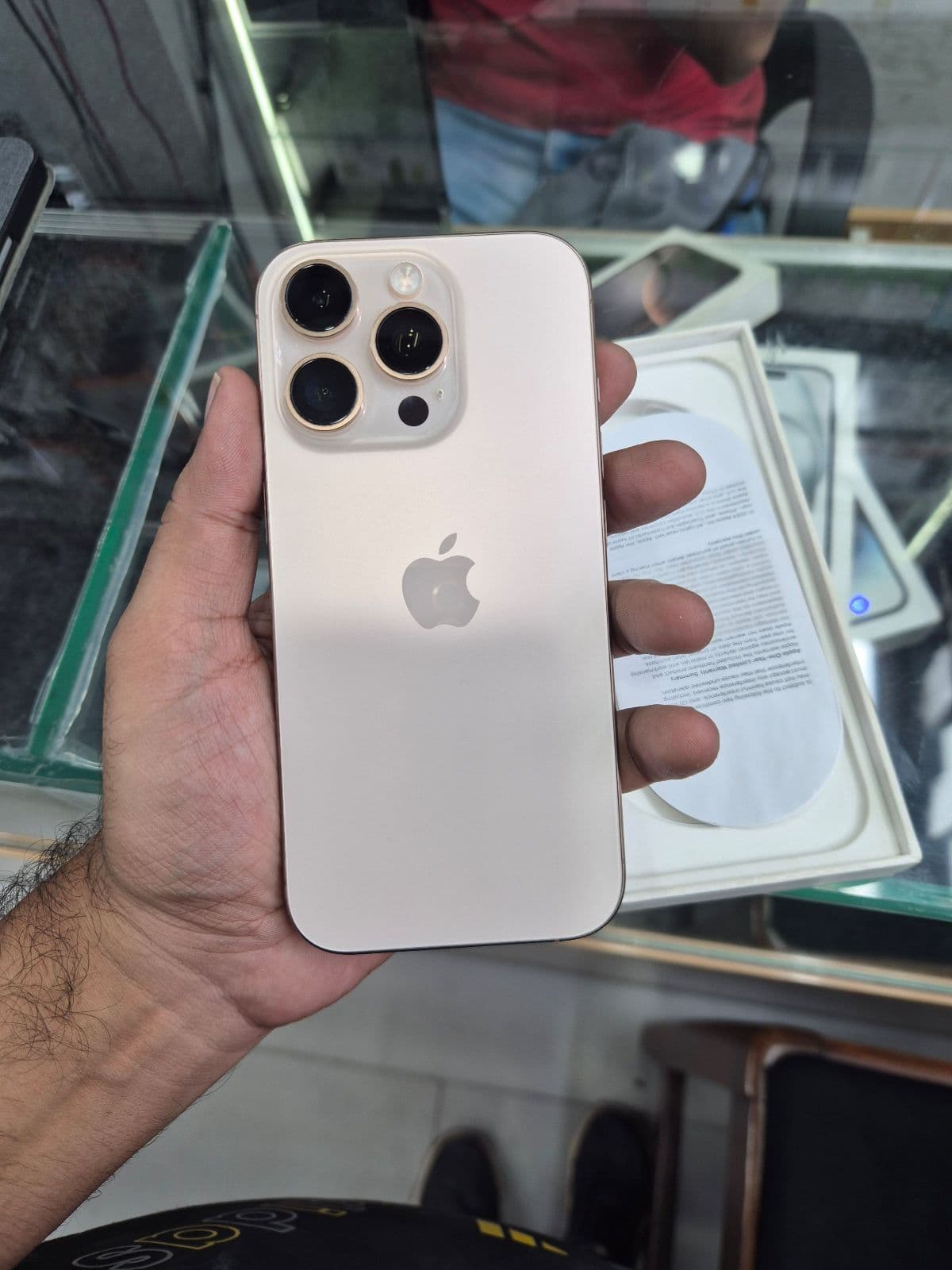 iPhone 16 Pro · 512GB