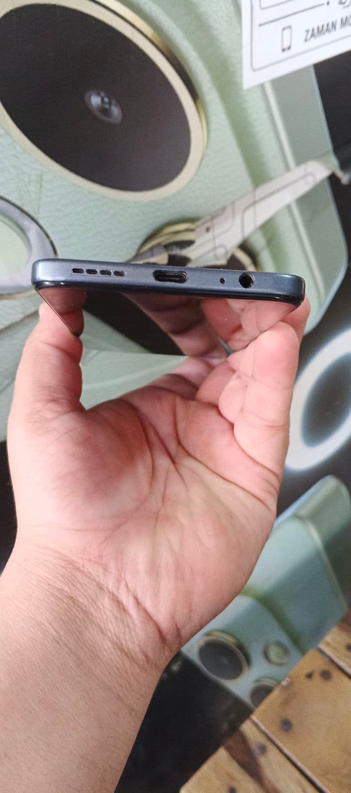 Infinix Hot 50 Pro 8GB / 128GB in Titanium Grey — photo 5
