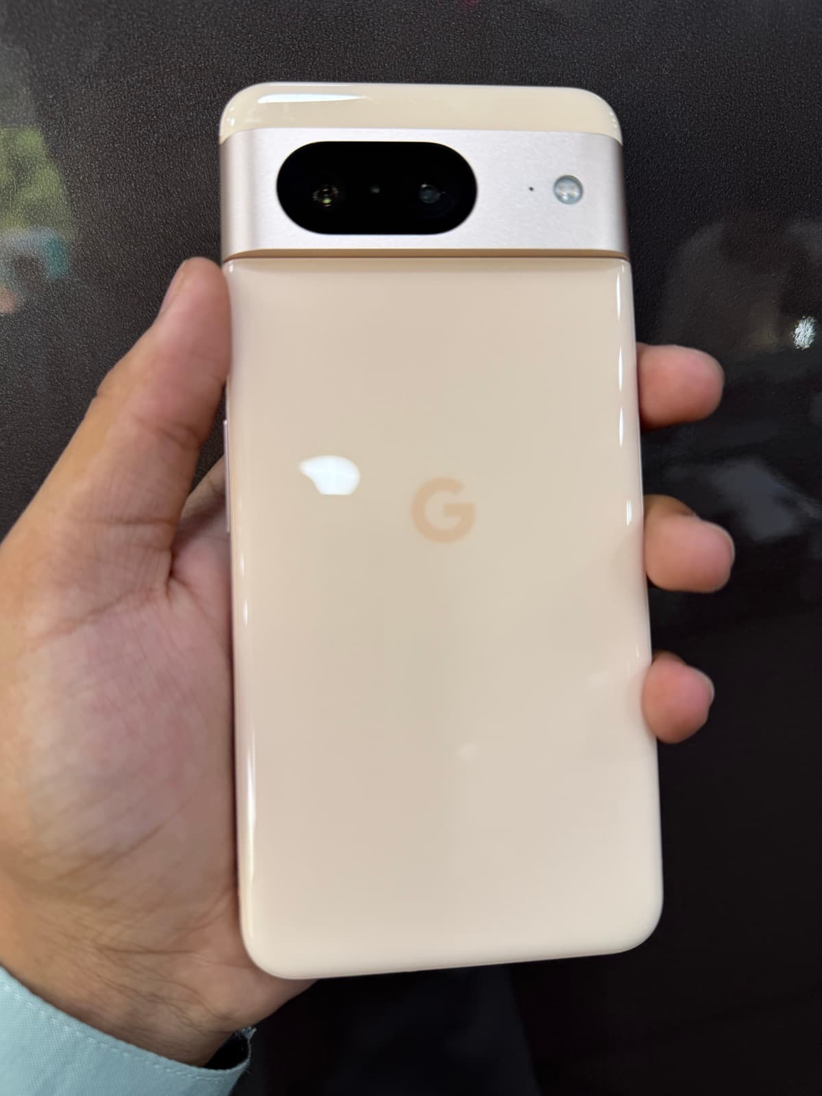 Google Pixel 8 8GB / 128GB in Rose — photo 1