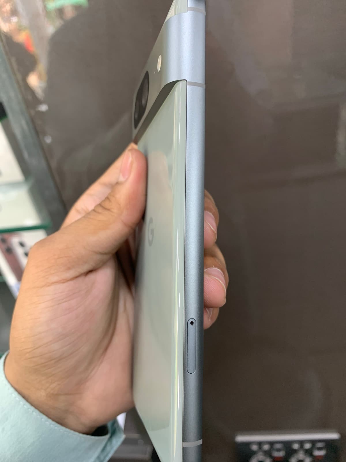 Google Pixel 8 8GB / 128GB in Hazel — photo 2