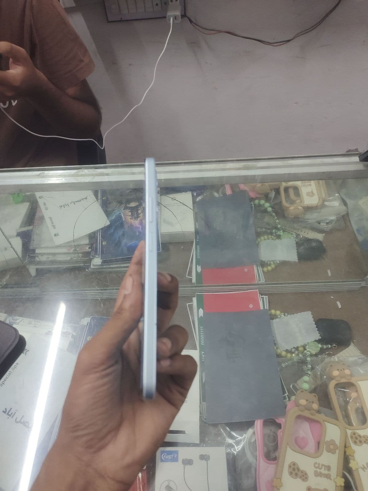Oppo A3x 4GB / 64GB in Ocean Blue — photo 4