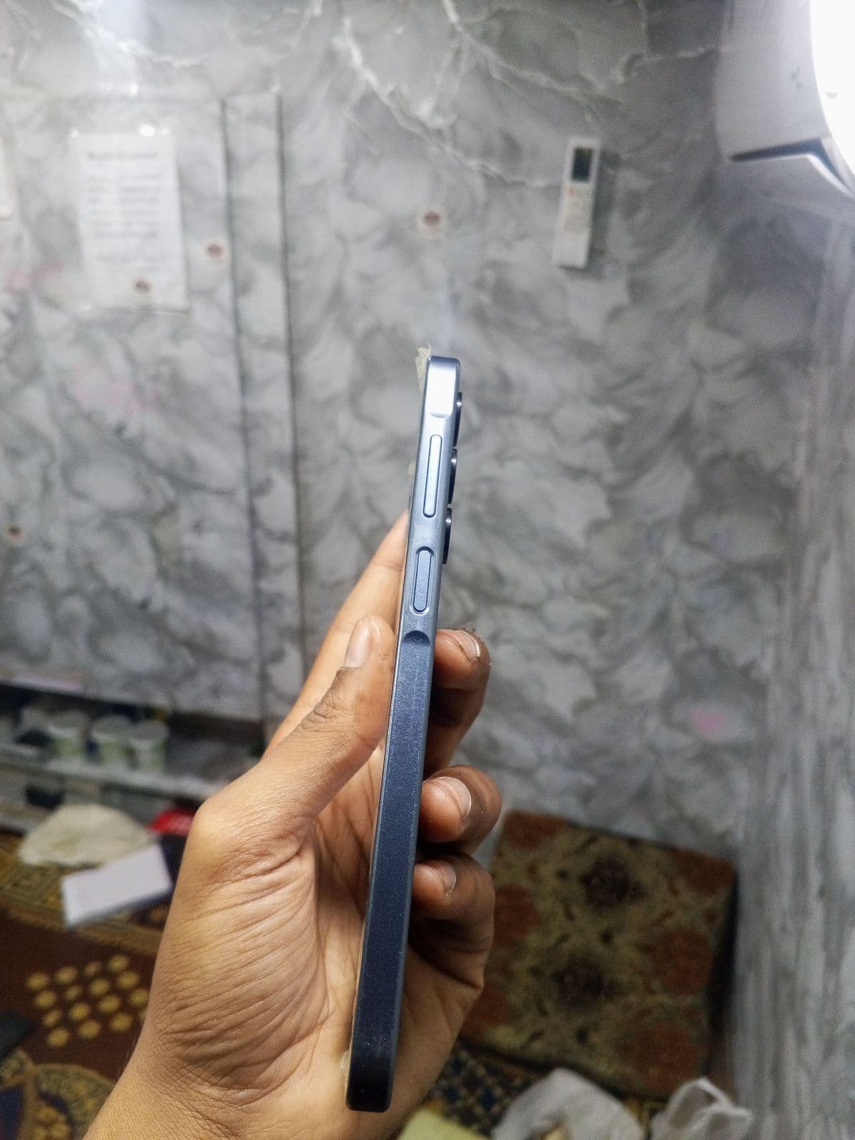 Samsung Galaxy A16 8GB / 256GB in Black — photo 5