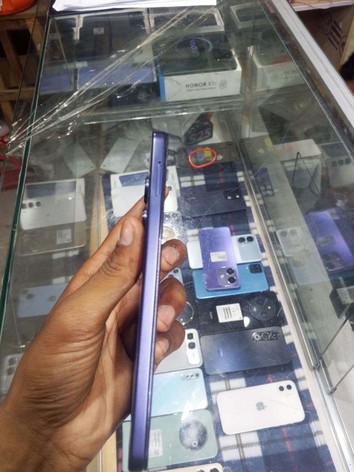 Vivo Y05 4GB / 64GB in Haze Blue — photo 4