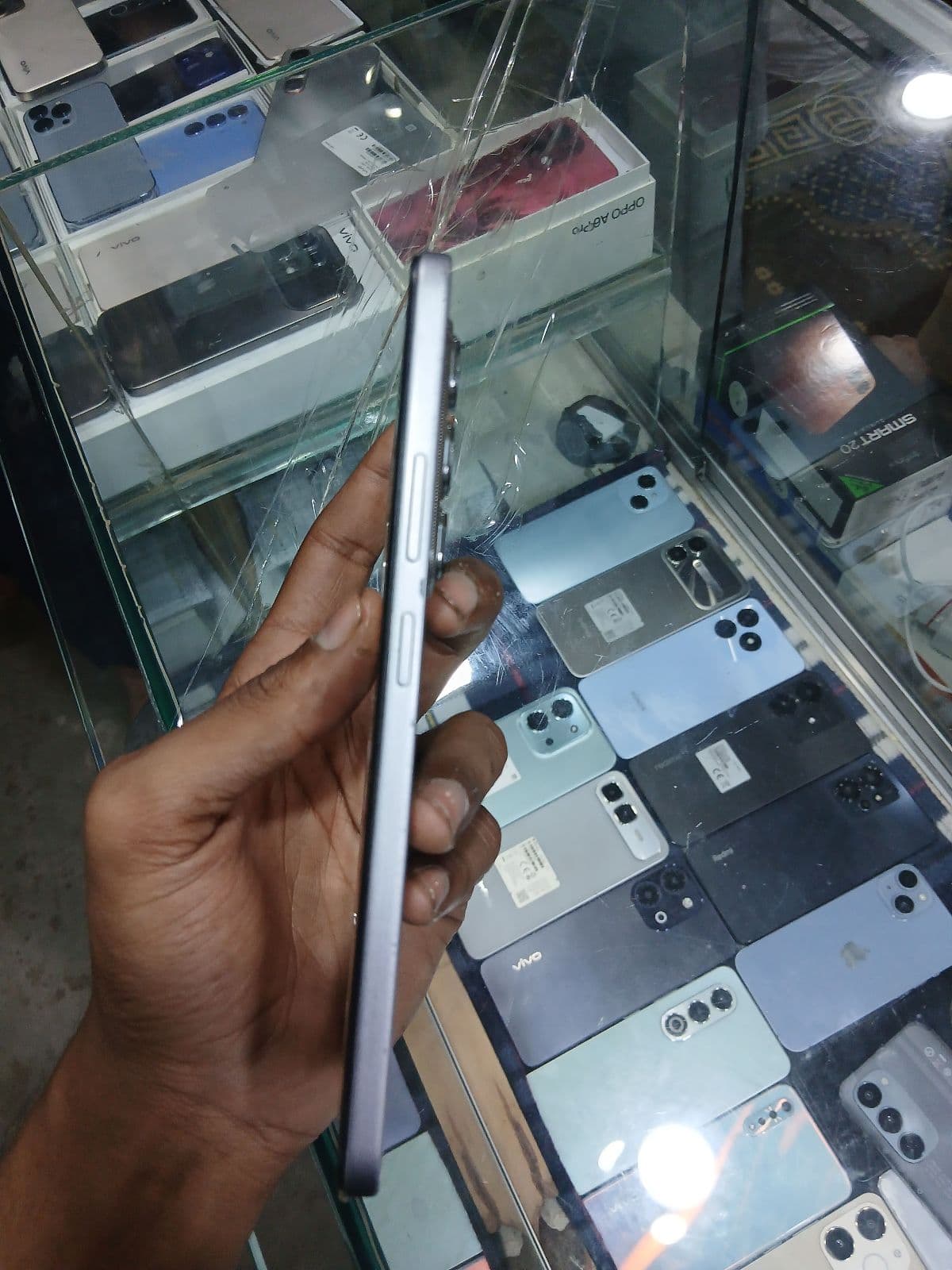 Infinix Hot 50 Pro 8GB / 128GB in Titanium Grey — photo 3