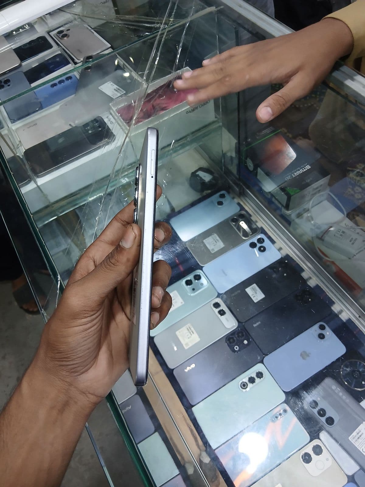 Infinix Hot 50 Pro 8GB / 128GB in Titanium Grey — photo 5