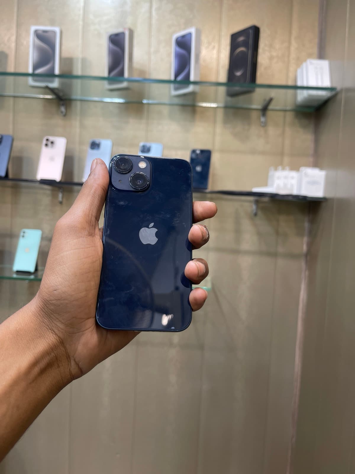 iPhone 13 mini · 128GB