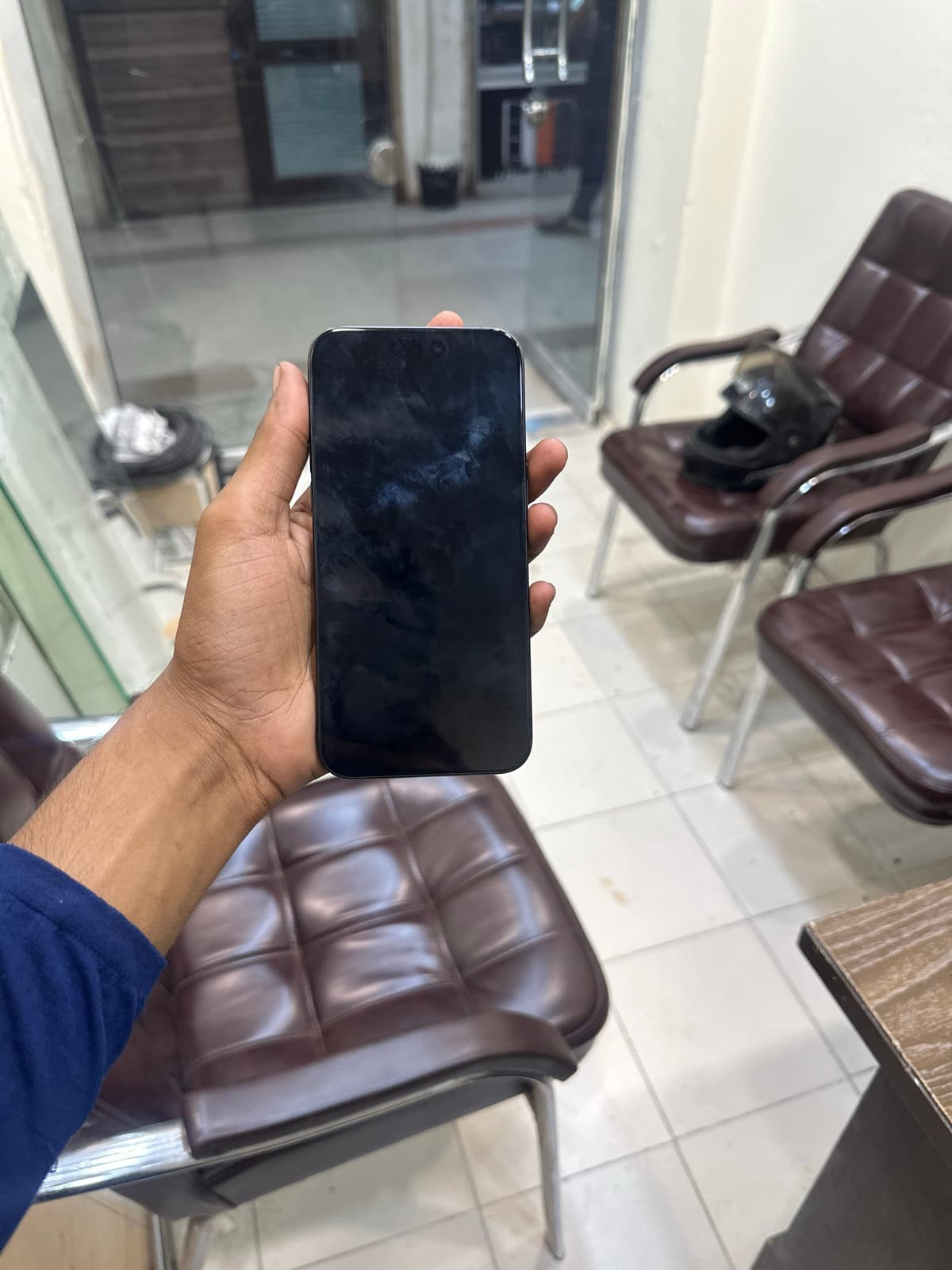 Apple iPhone 15 Pro Max 512GB in Blue Titanium — photo 2