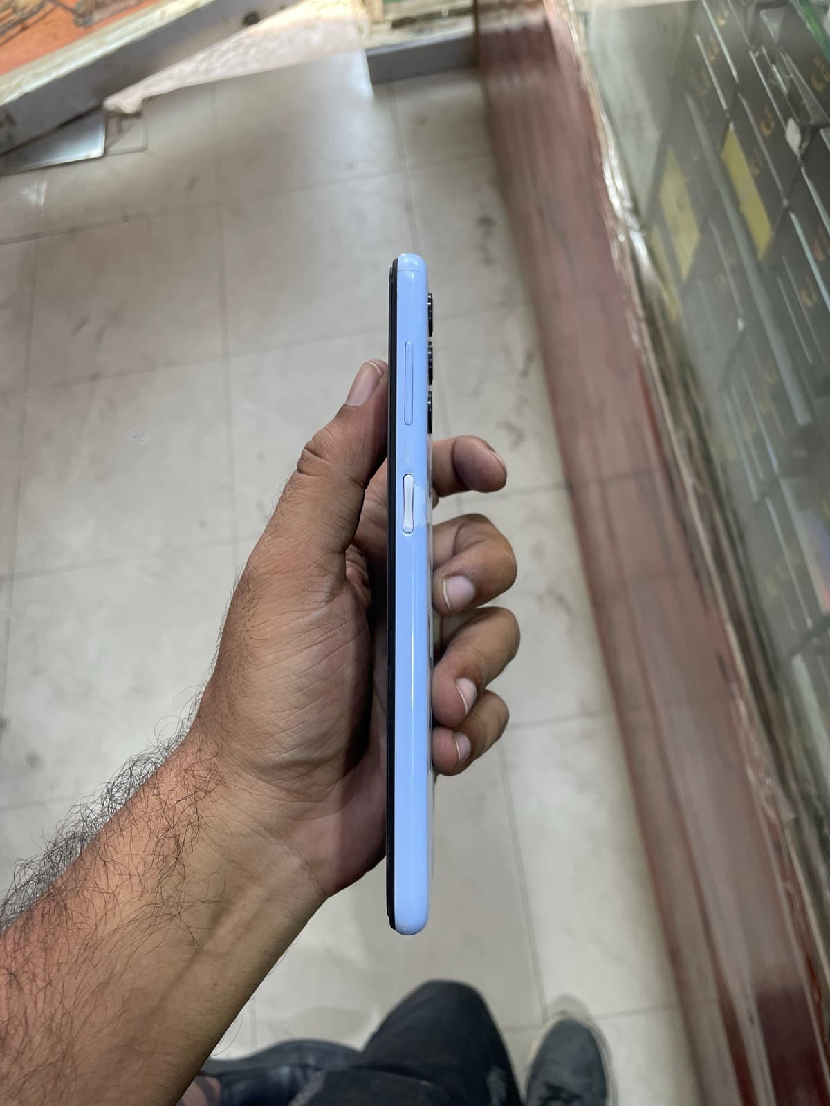 Samsung Galaxy A13 4GB / 128GB in Blue — photo 4