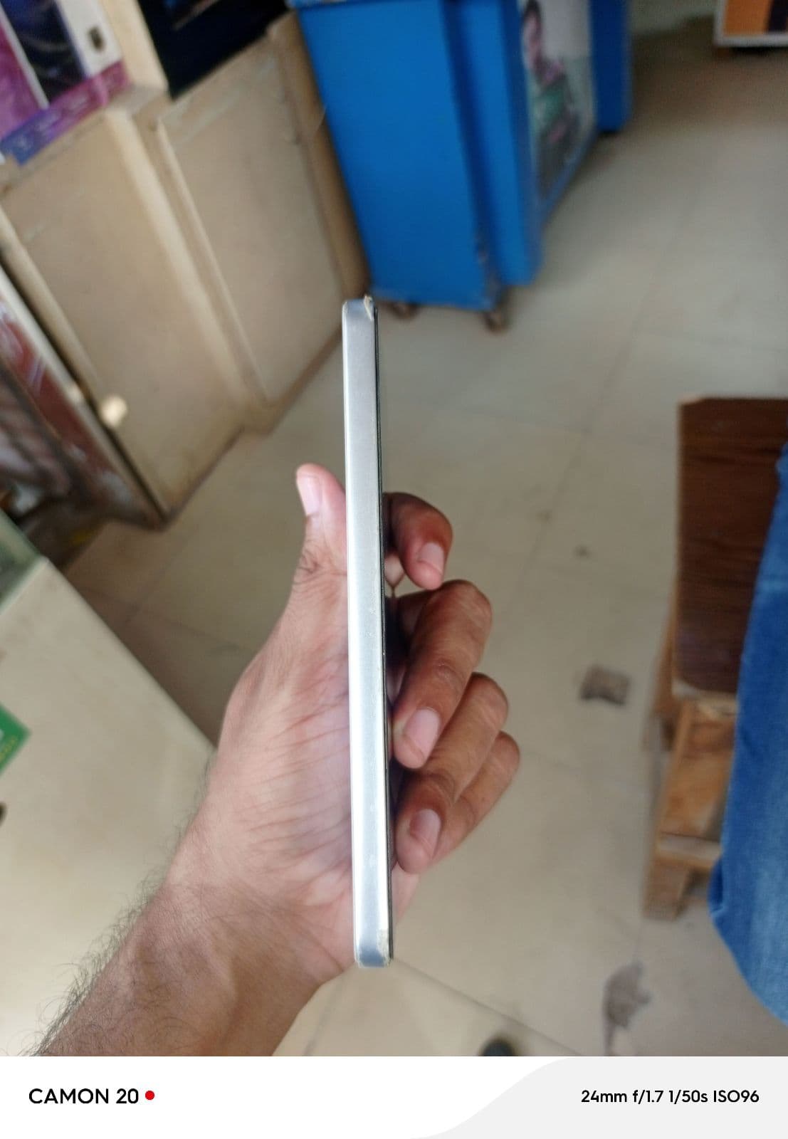 Vivo Y400 5G 8GB / 256GB in Glam White — photo 4