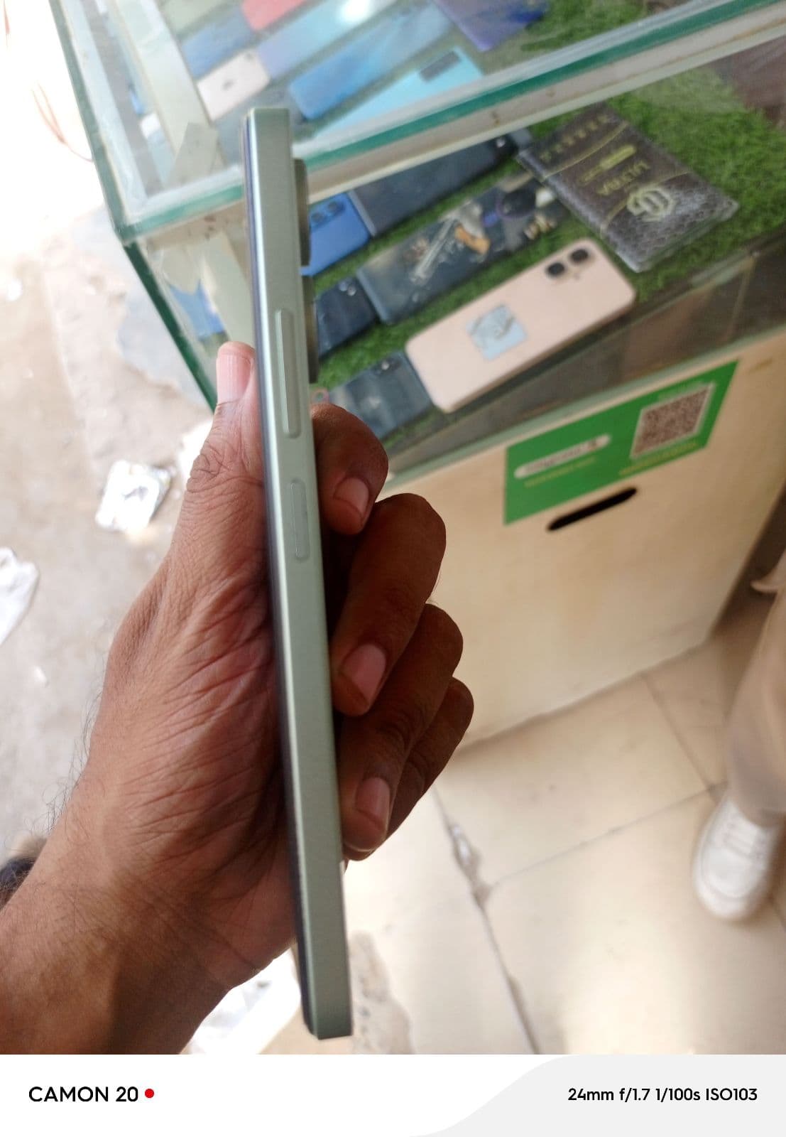 Xiaomi Redmi 13C 6GB / 128GB in Clover Green — photo 3