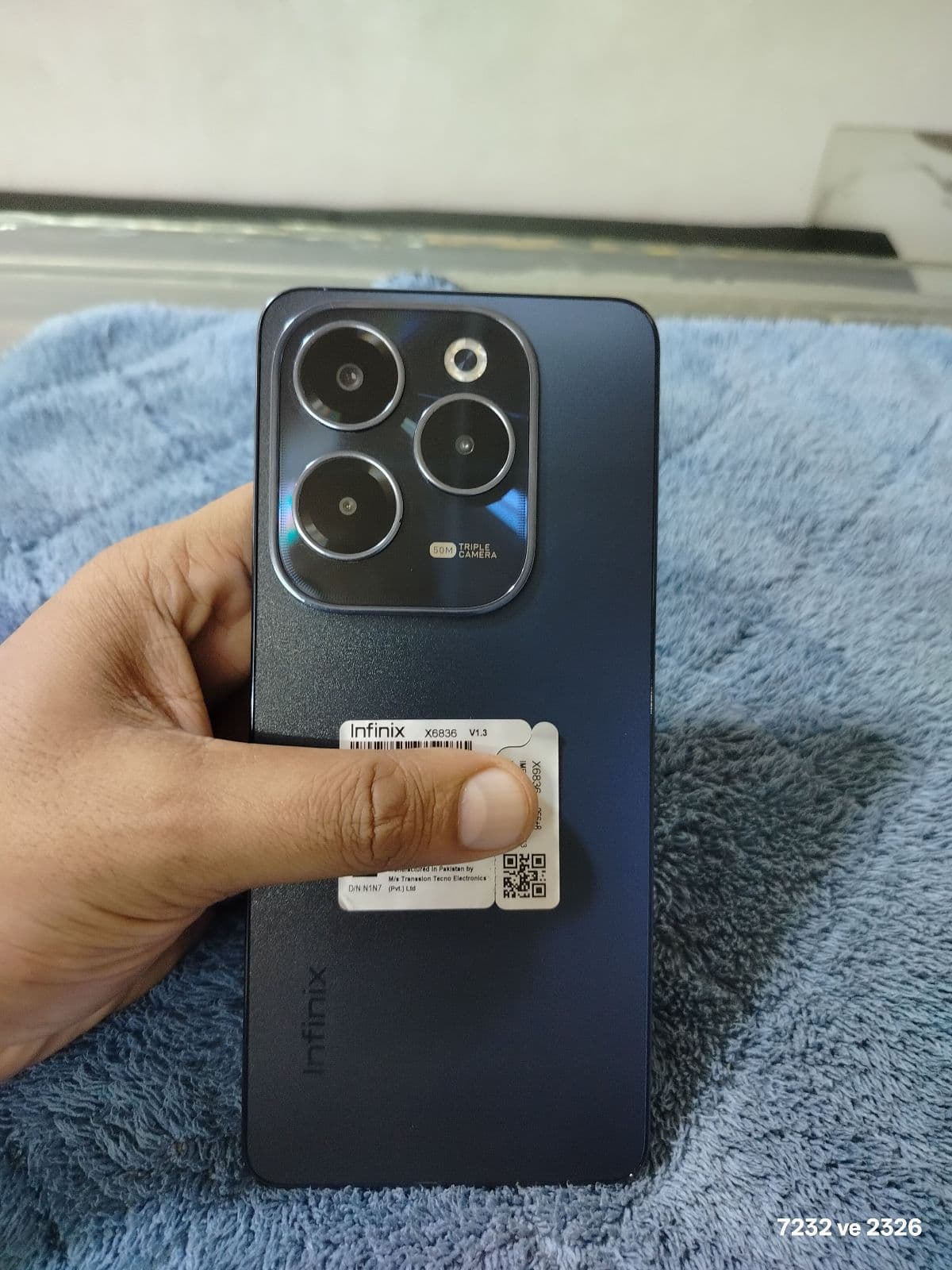 Infinix Hot 40 8GB / 256GB in Starlit Black — photo 1