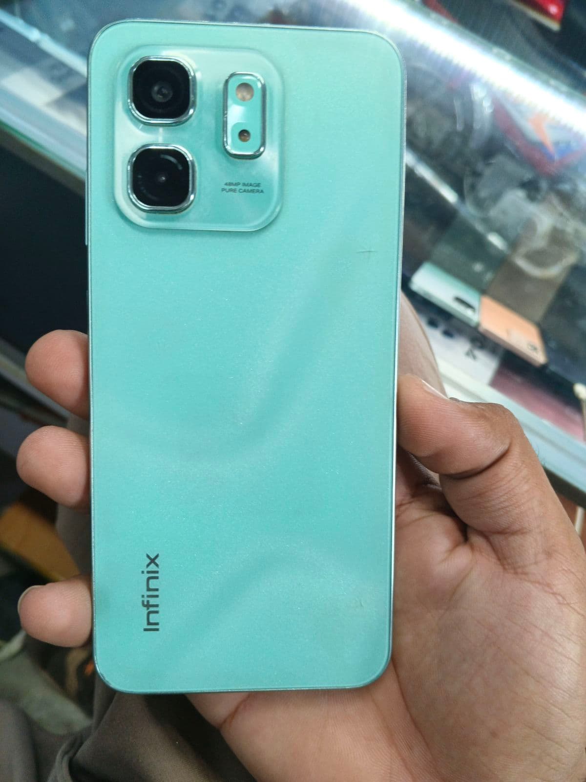 Infinix Hot 50i · 6GB / 128GB