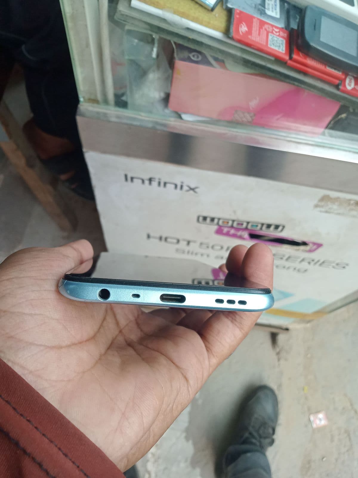Oppo A54 4GB / 128GB in Starry Blue — photo 3