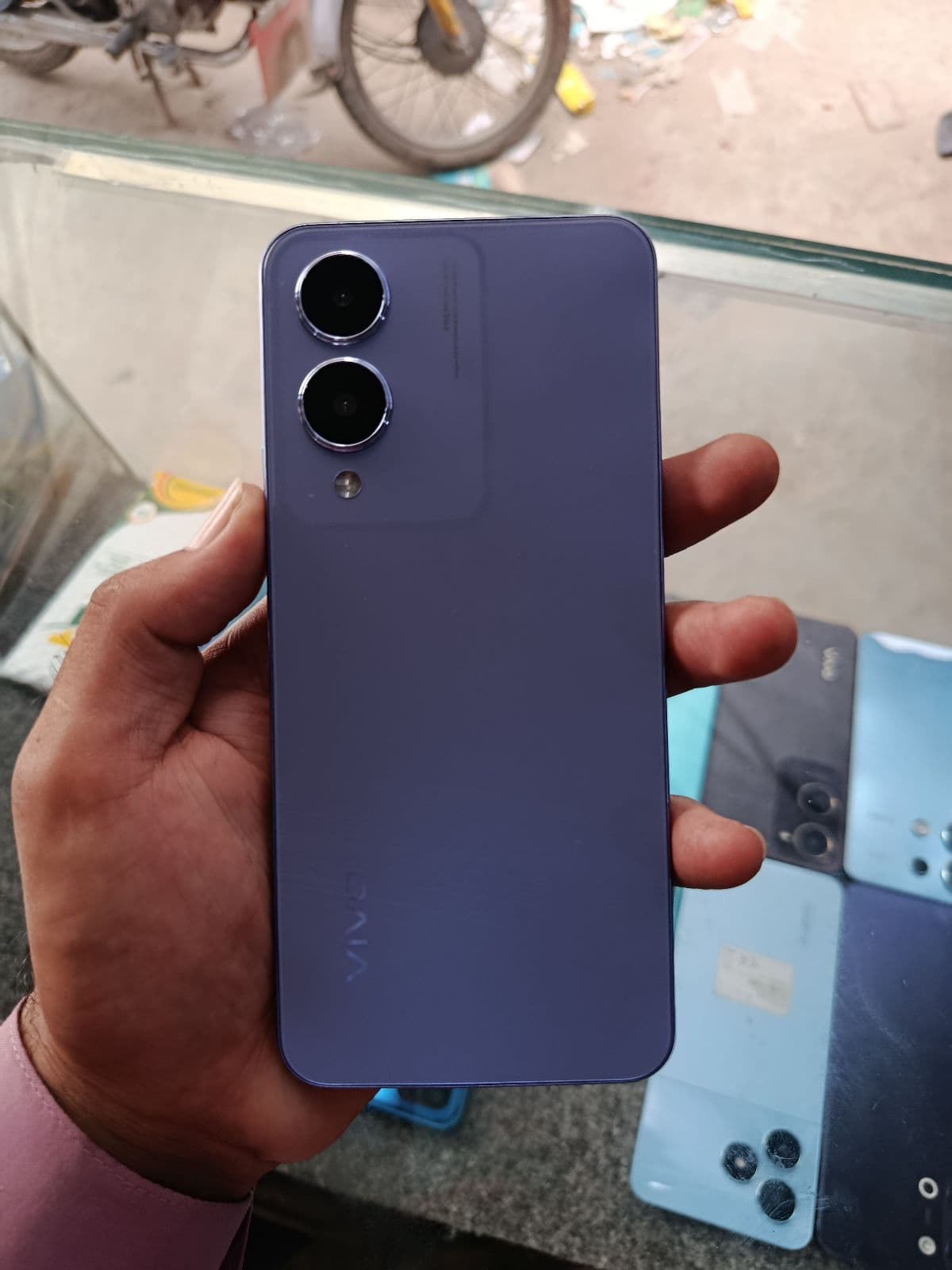 Vivo Y17s · 6GB / 128GB