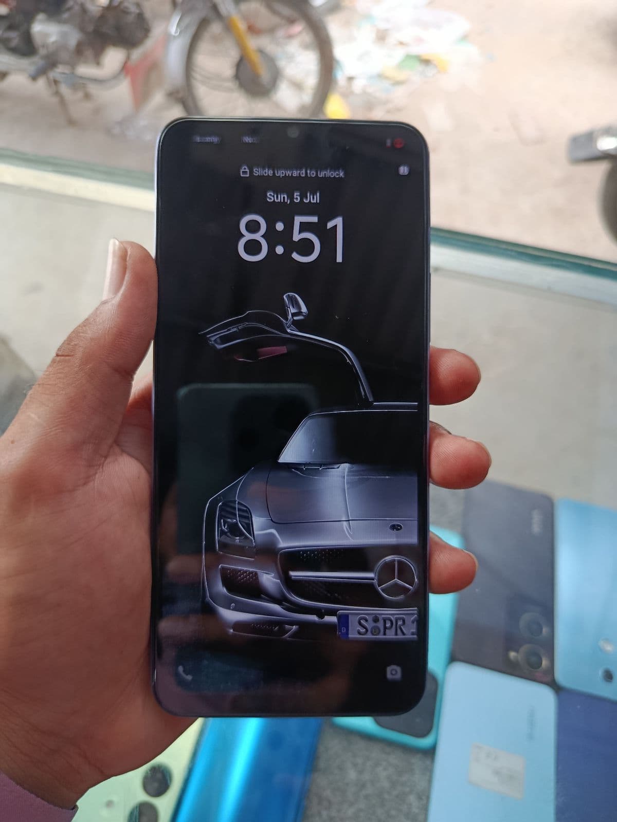 Vivo Y17s 6GB / 128GB in Glitter Purple — photo 4