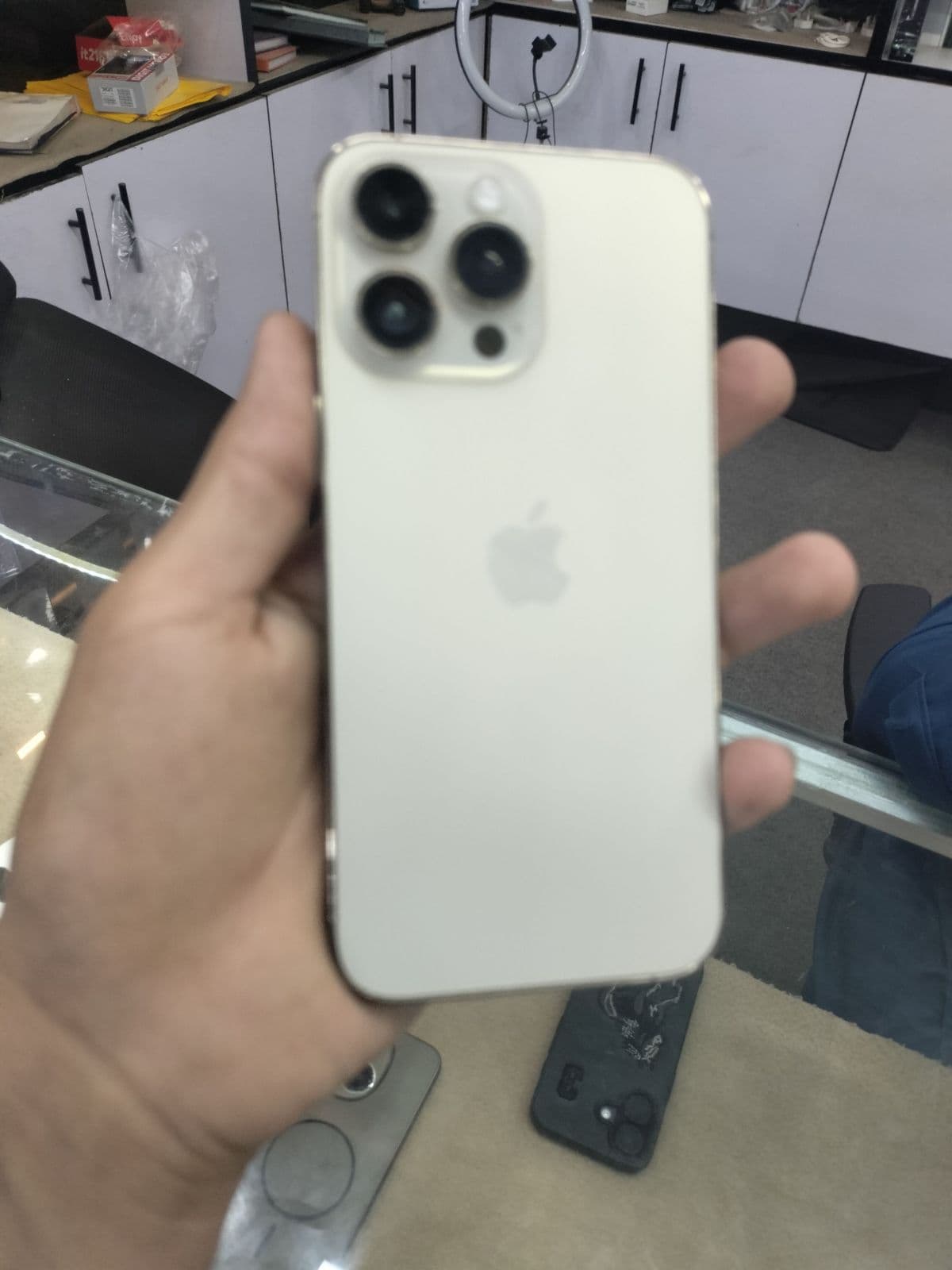 iPhone 14 Pro Max · 256GB