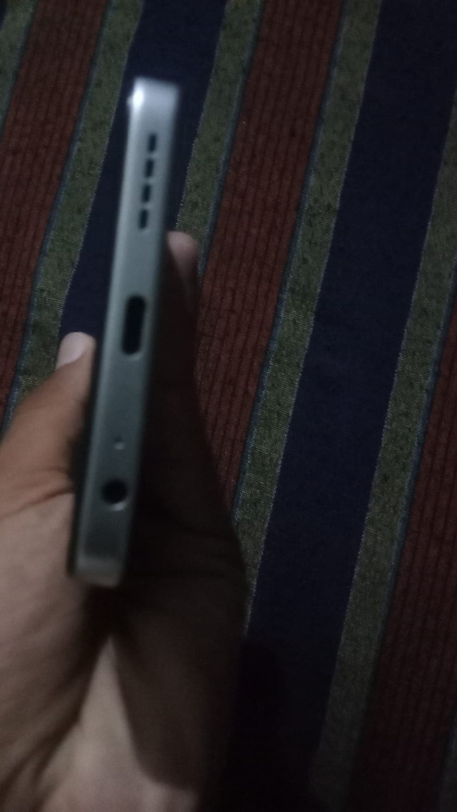 Infinix Smart 10 Plus 4GB / 128GB in Titanium Silver — photo 3