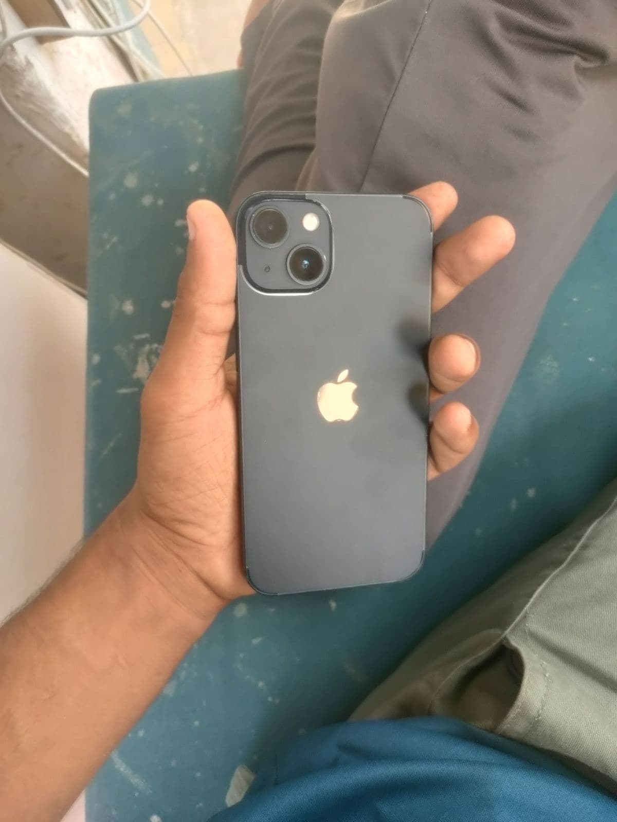 Apple iPhone 13 128GB in Blue — photo 1