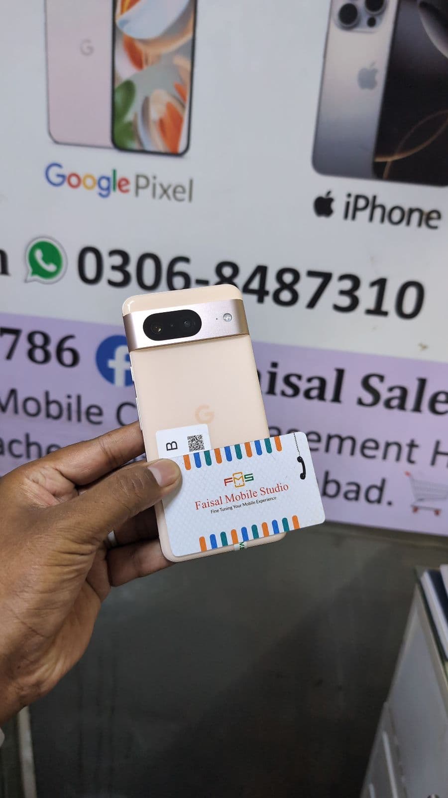 Google Pixel 8 8GB / 128GB in Rose — photo 1