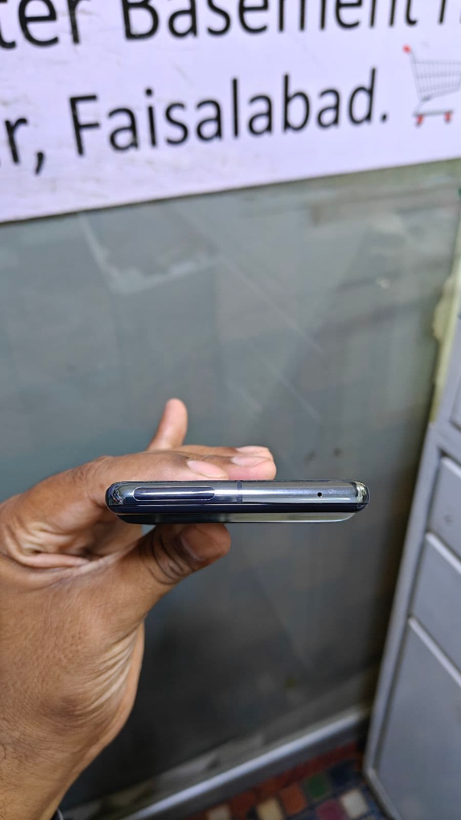 Google Pixel 7 Pro 12GB / 128GB in Obsidian — photo 4