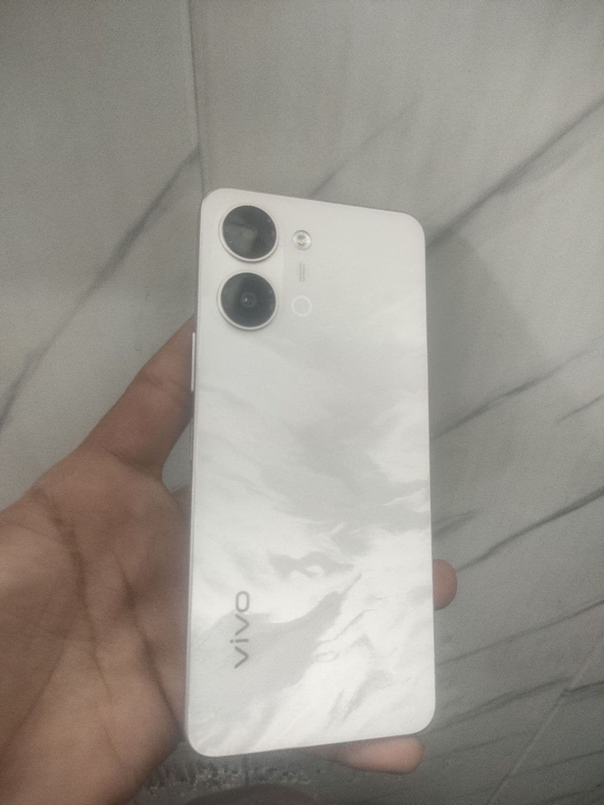 Vivo Y05 4GB / 64GB in Summit Platinum — photo 2