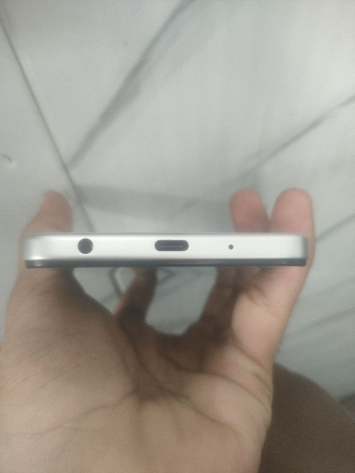 Vivo Y05 4GB / 64GB in Summit Platinum — photo 3
