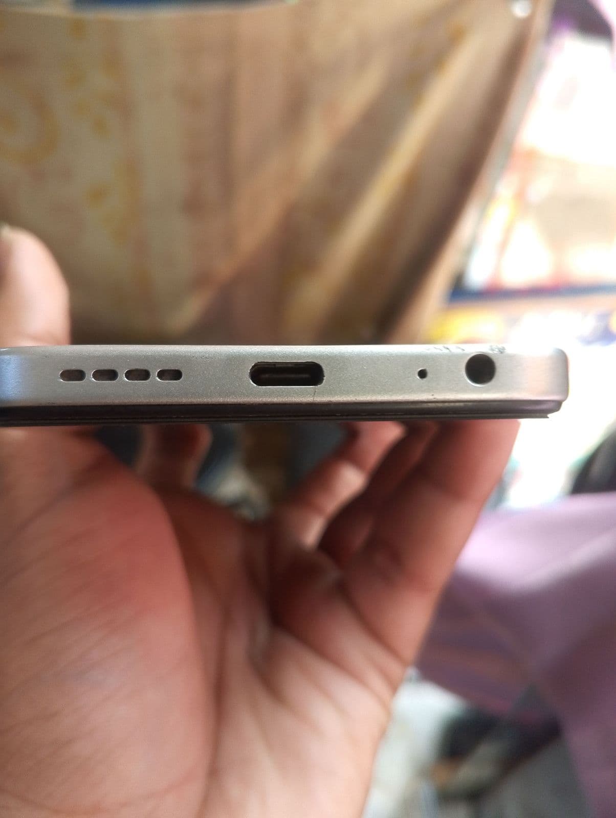 Infinix Smart 9 4GB / 128GB in Neo Titanium — photo 3