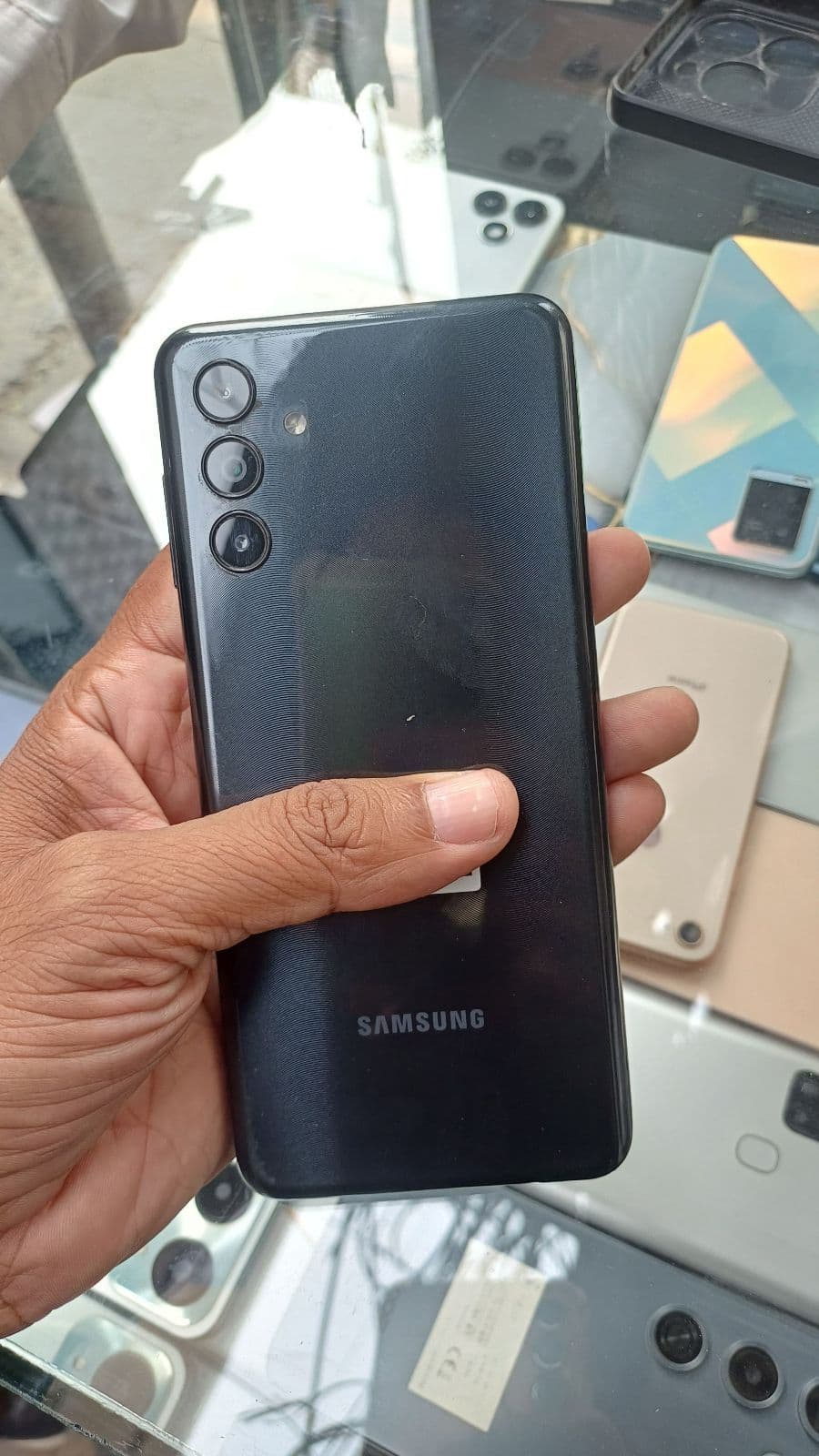 Galaxy A04s · 4GB / 128GB