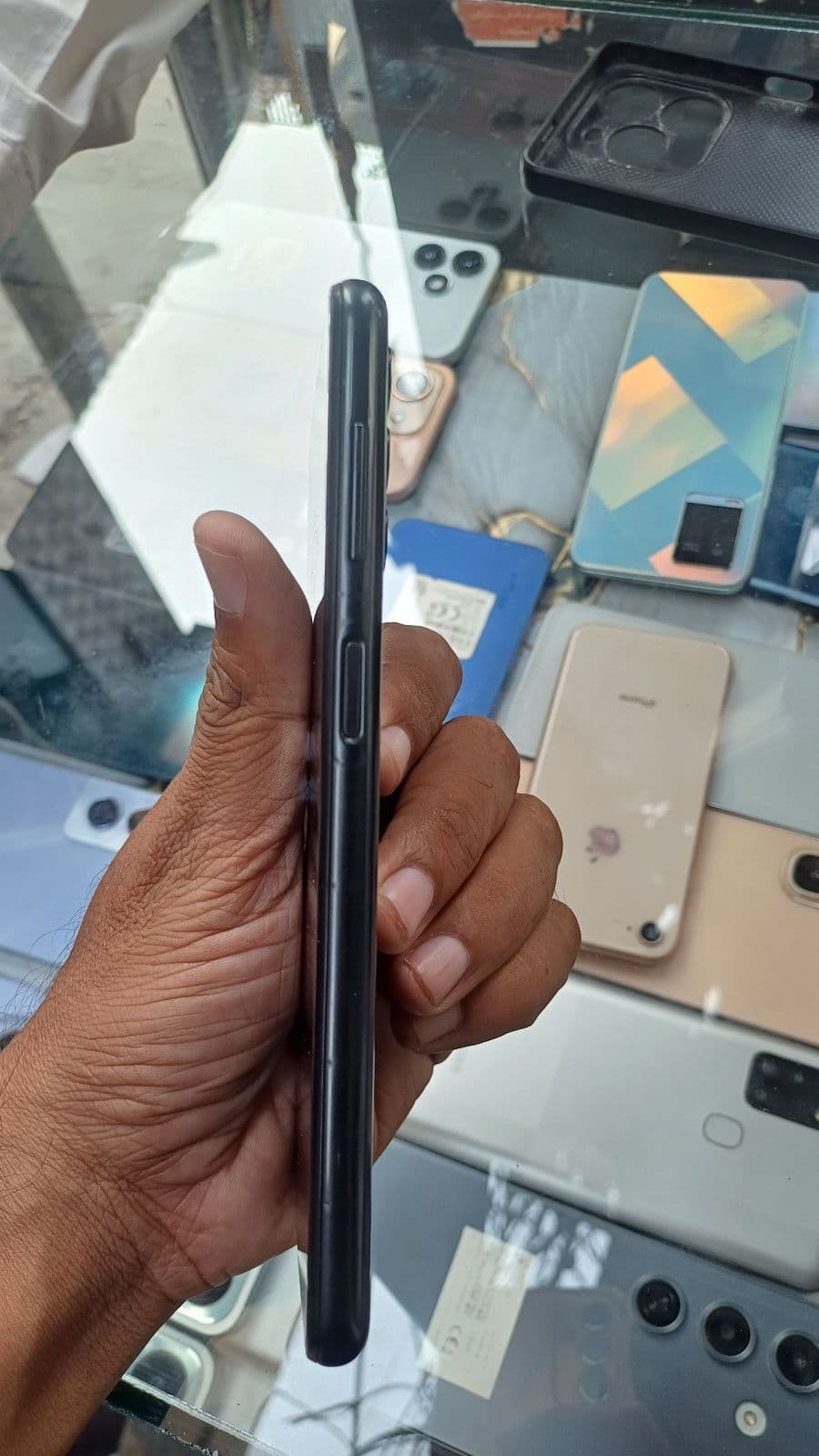 Samsung Galaxy A04s 4GB / 128GB in Black — photo 3