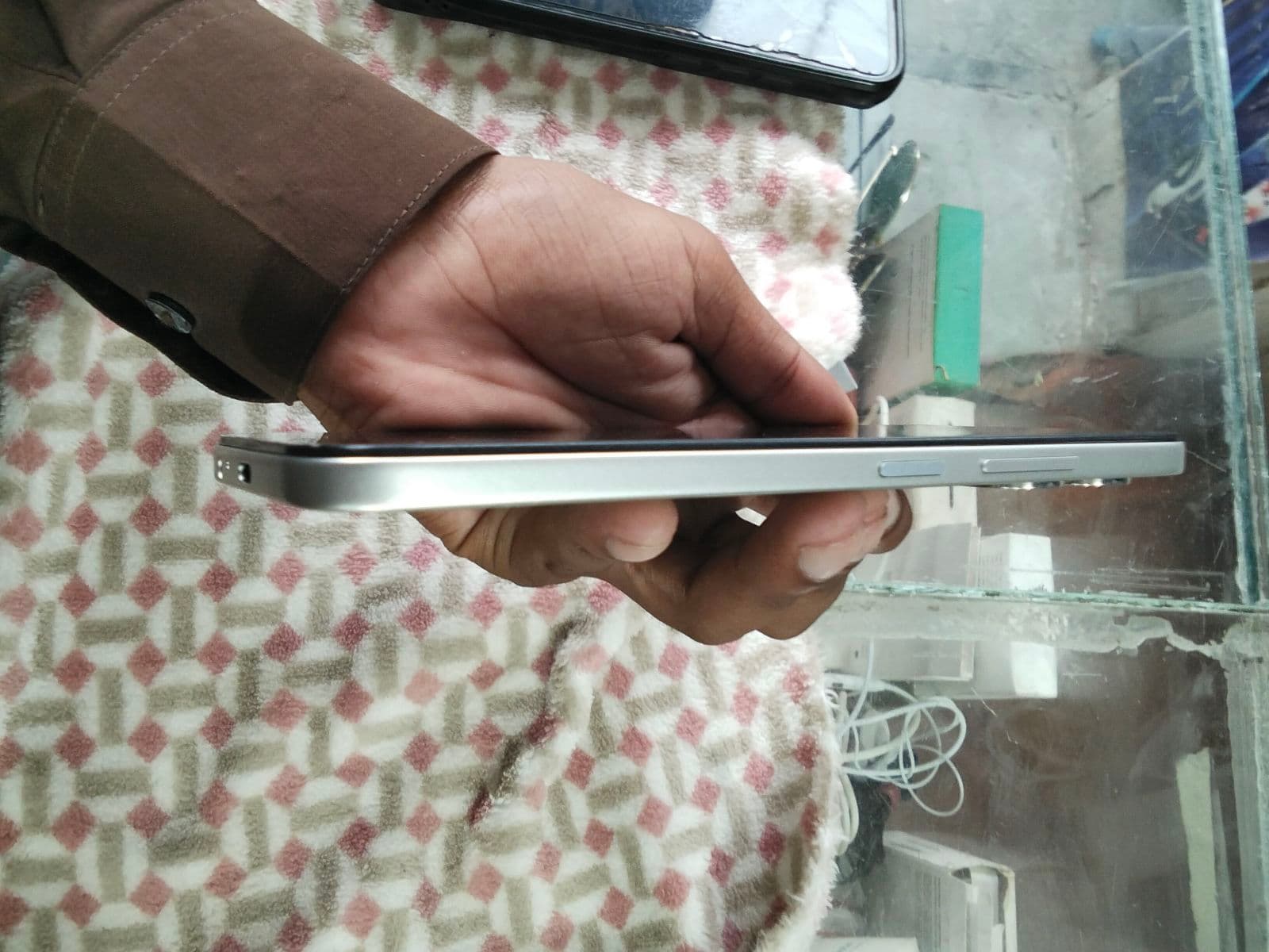 Infinix Smart 20 4GB / 128GB in Sunlike Orange — photo 5