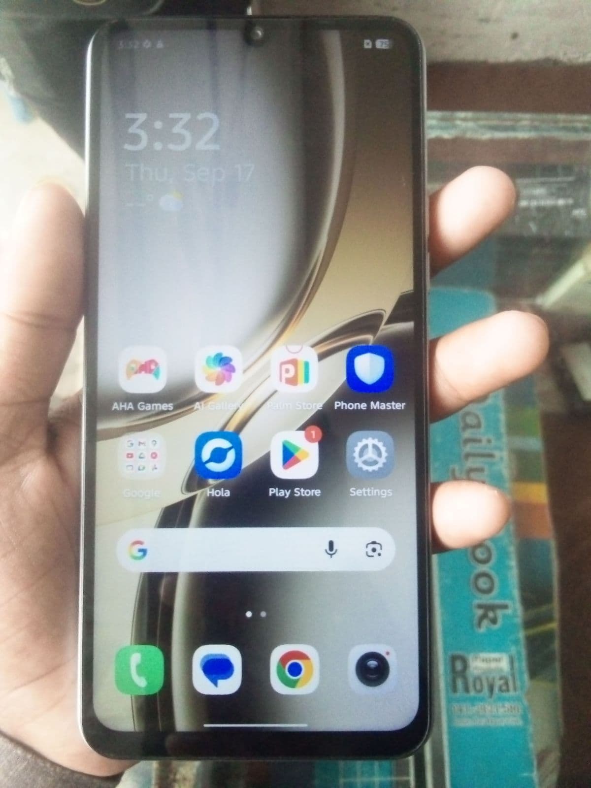 Tecno Spark Go 3 4GB / 64GB in Titanium Grey — photo 3