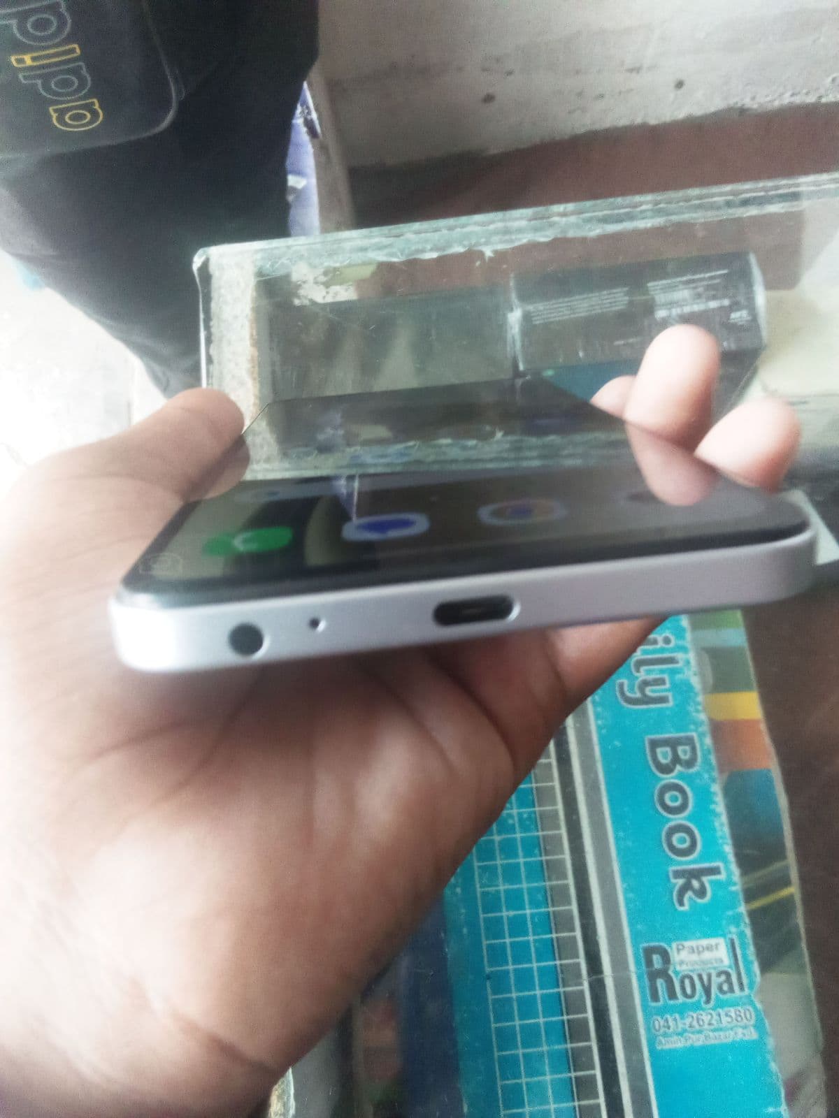 Tecno Spark Go 3 4GB / 64GB in Titanium Grey — photo 4