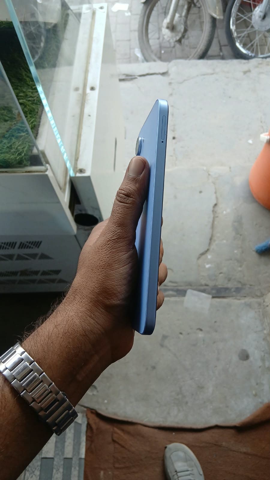 Tecno Spark 40 Pro 8GB / 256GB in Lake Blue — photo 3