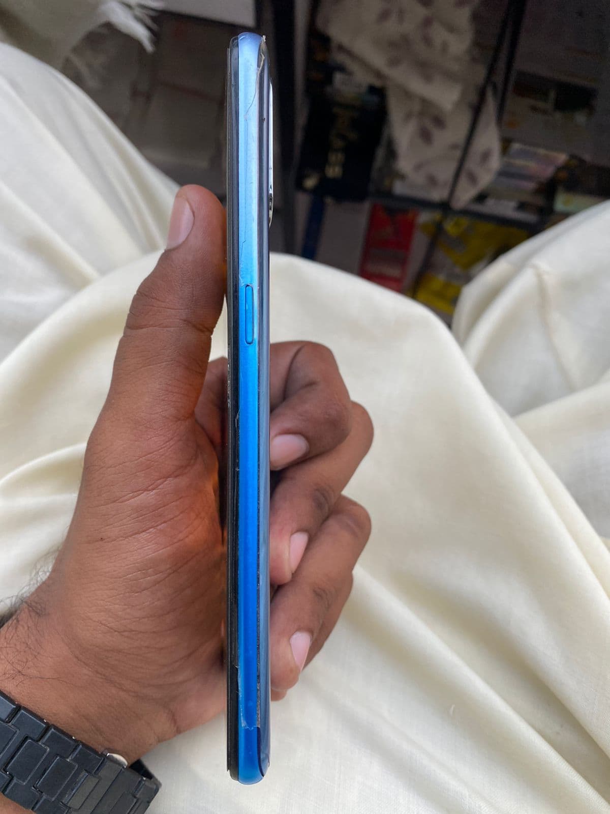 Oppo A53 4GB / 64GB in Fancy Blue — photo 3