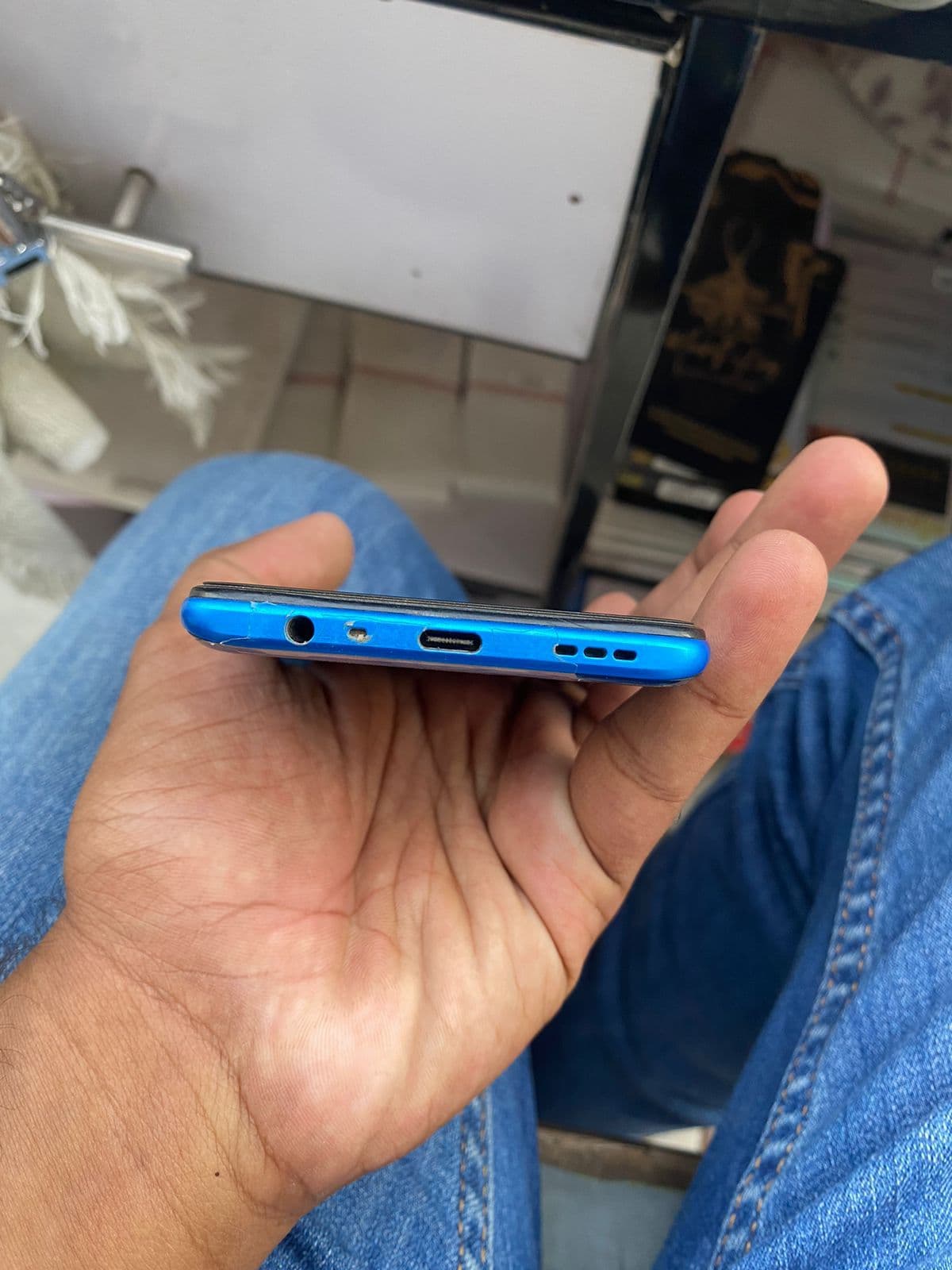 Oppo A53 4GB / 64GB in Fancy Blue — photo 4