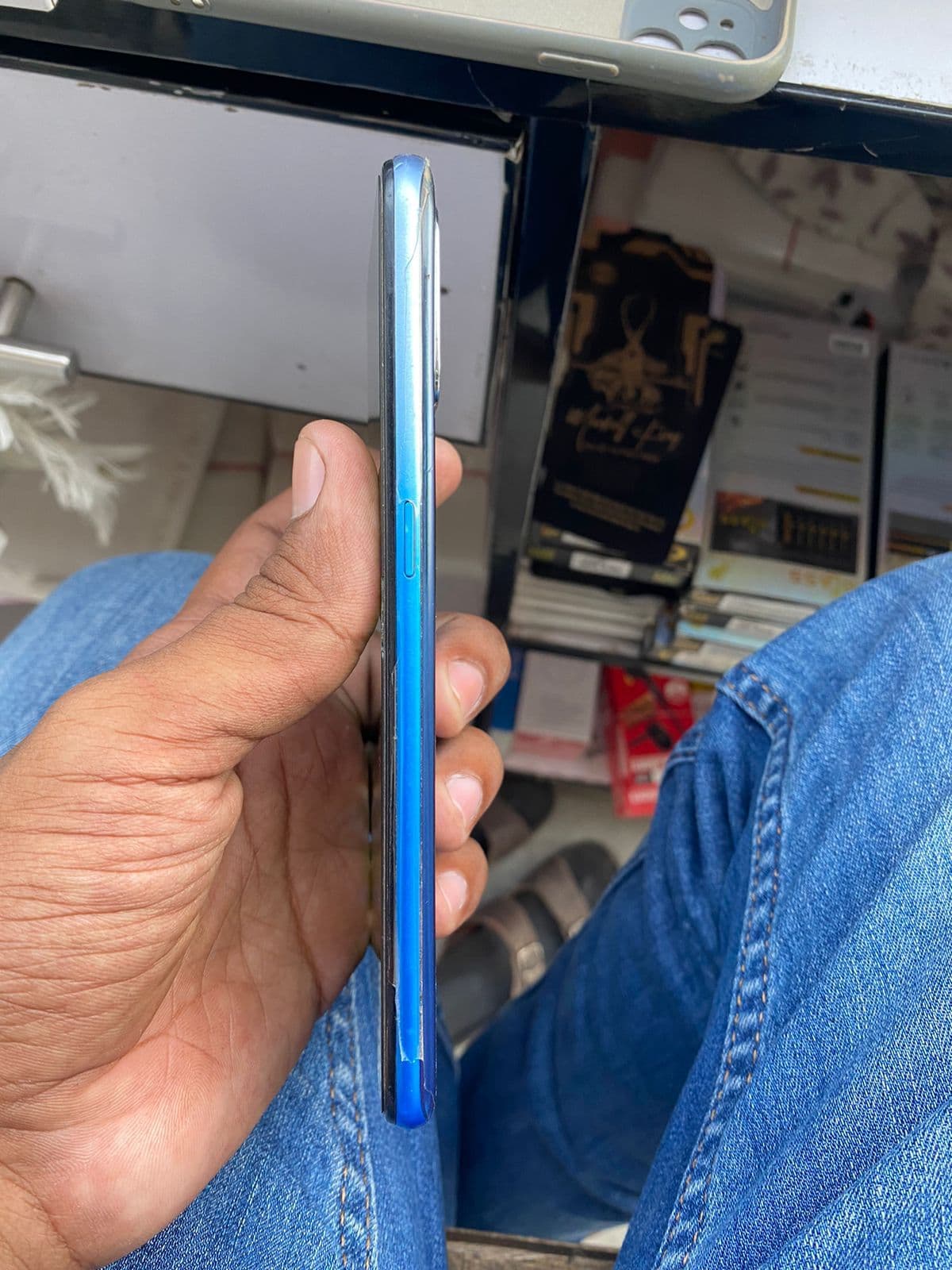 Oppo A53 4GB / 64GB in Fancy Blue — photo 5