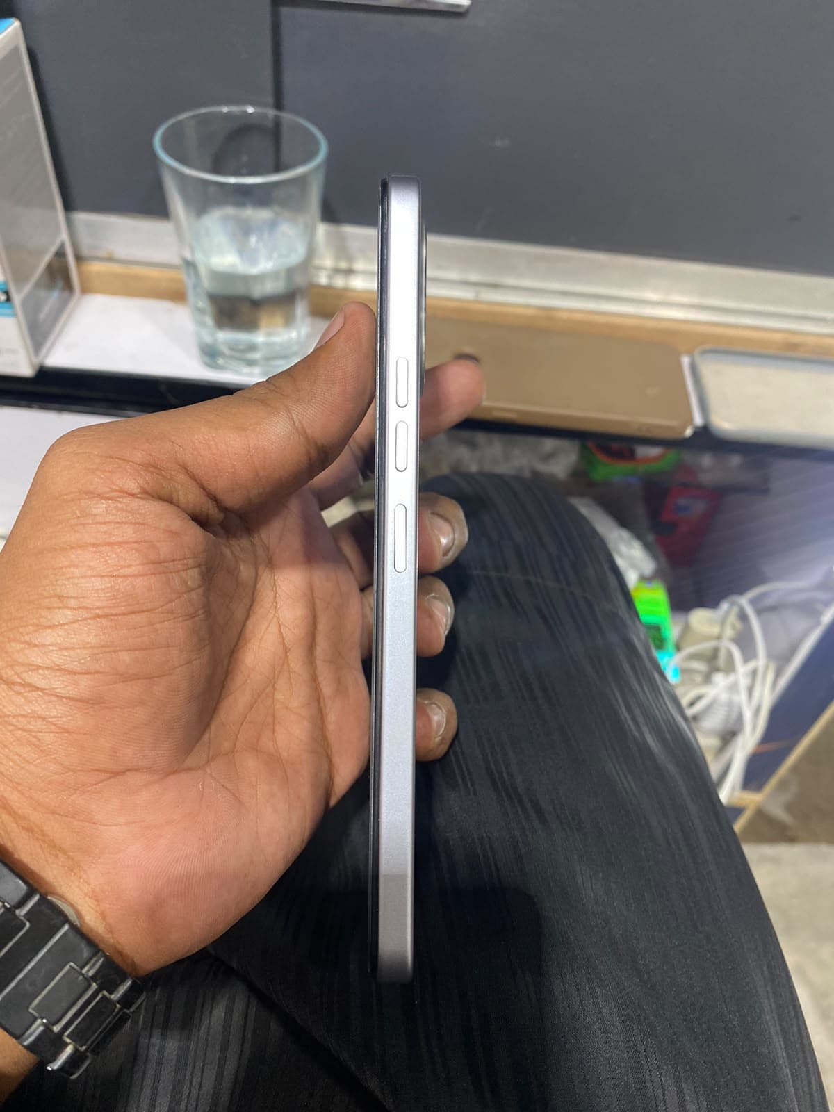 Tecno Spark Go 3 4GB / 64GB in Titanium Grey — photo 3