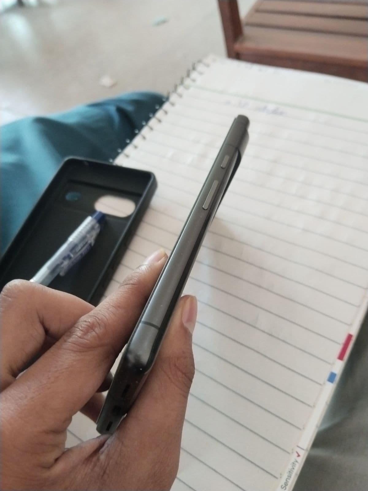 Google Pixel 7 8GB / 128GB in Obsidian — photo 3