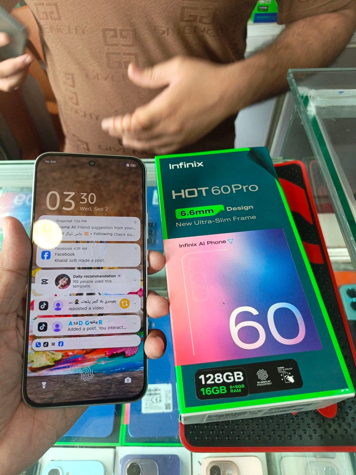 Infinix Hot 60 Pro 8GB / 128GB in Sleek Black — photo 2