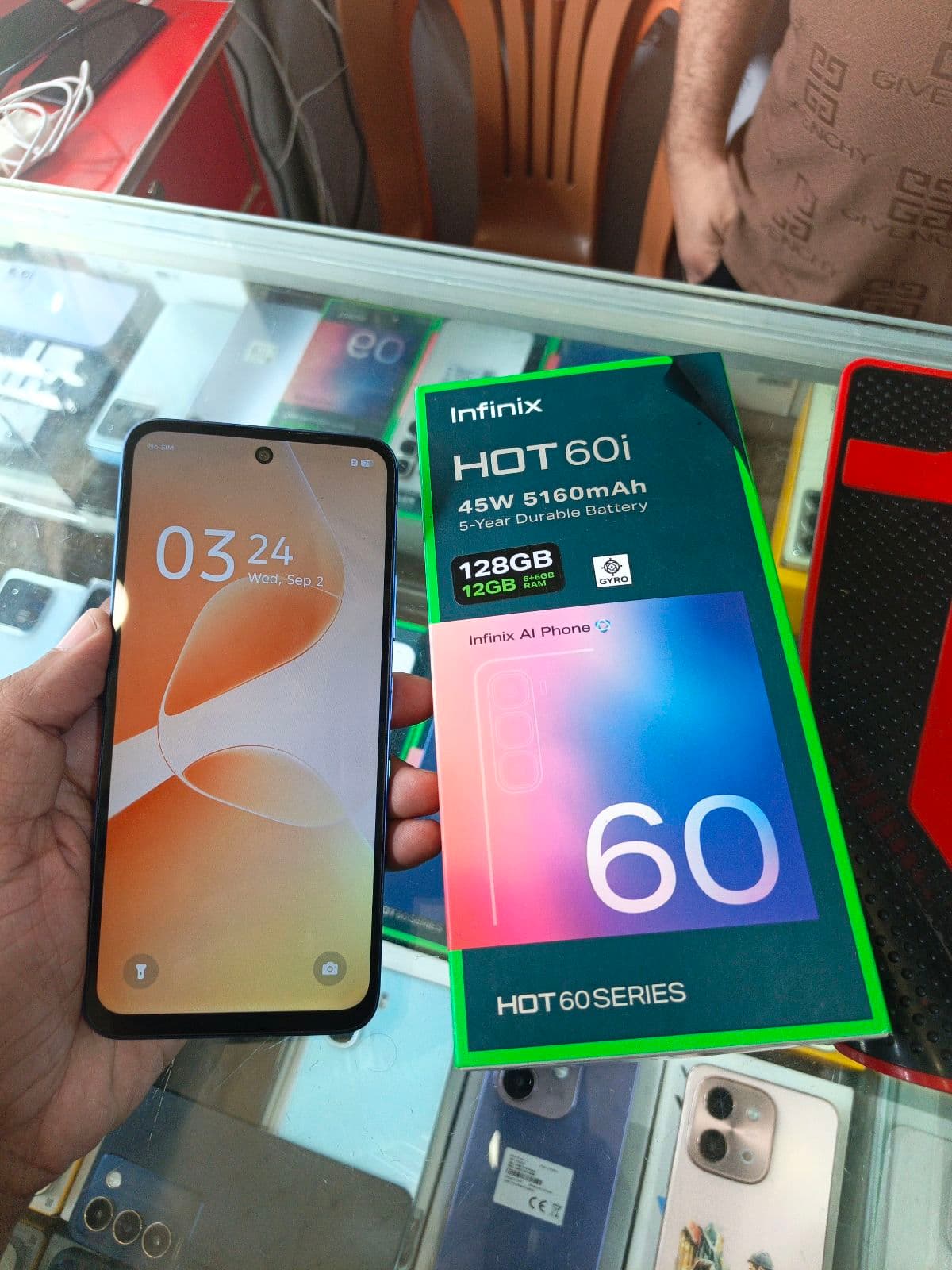 Infinix Hot 60i 6GB / 128GB in Shadow Blue — photo 2