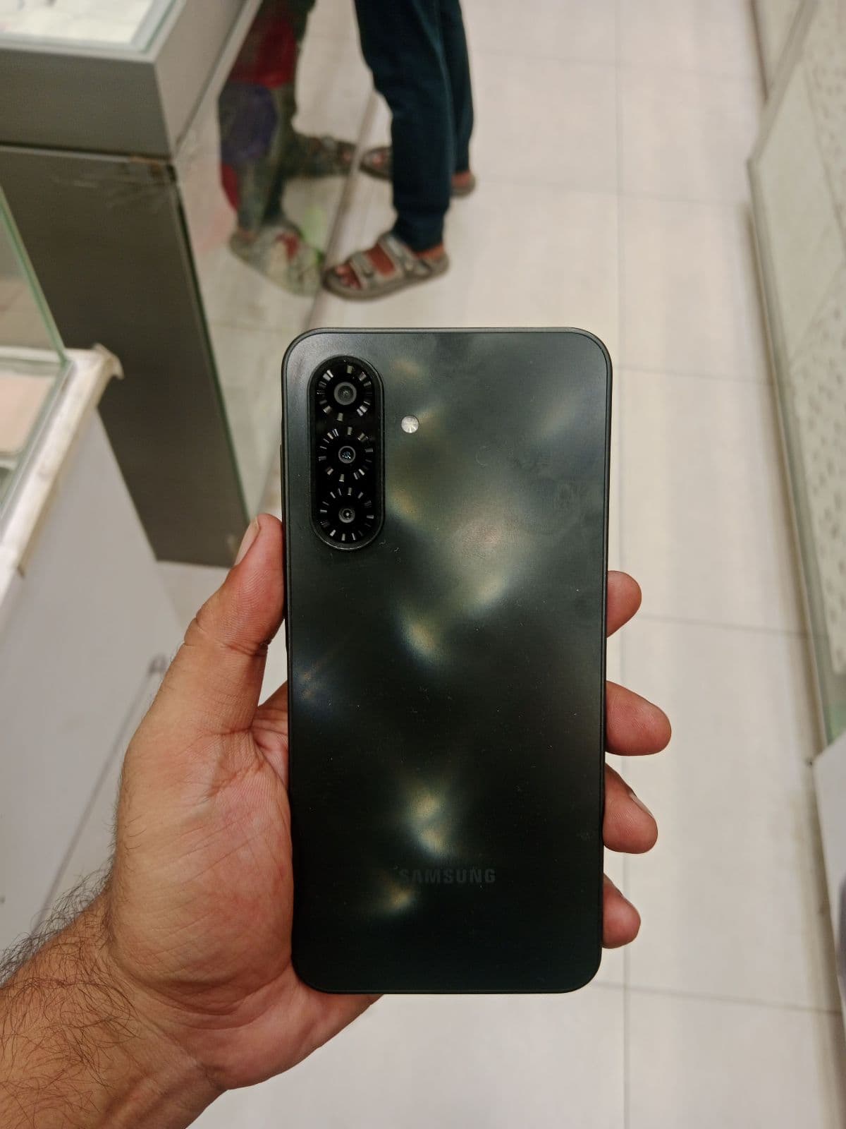 Samsung Galaxy A17 6GB / 128GB in Black — photo 1