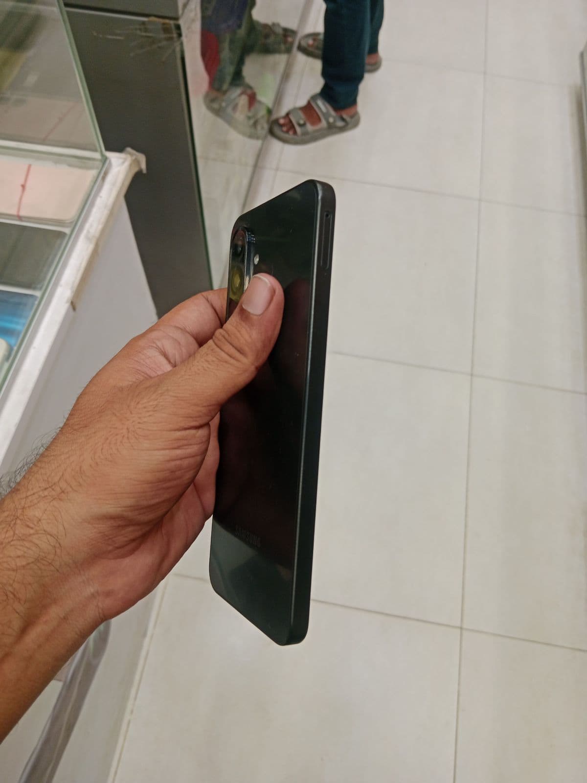 Samsung Galaxy A17 6GB / 128GB in Black — photo 3