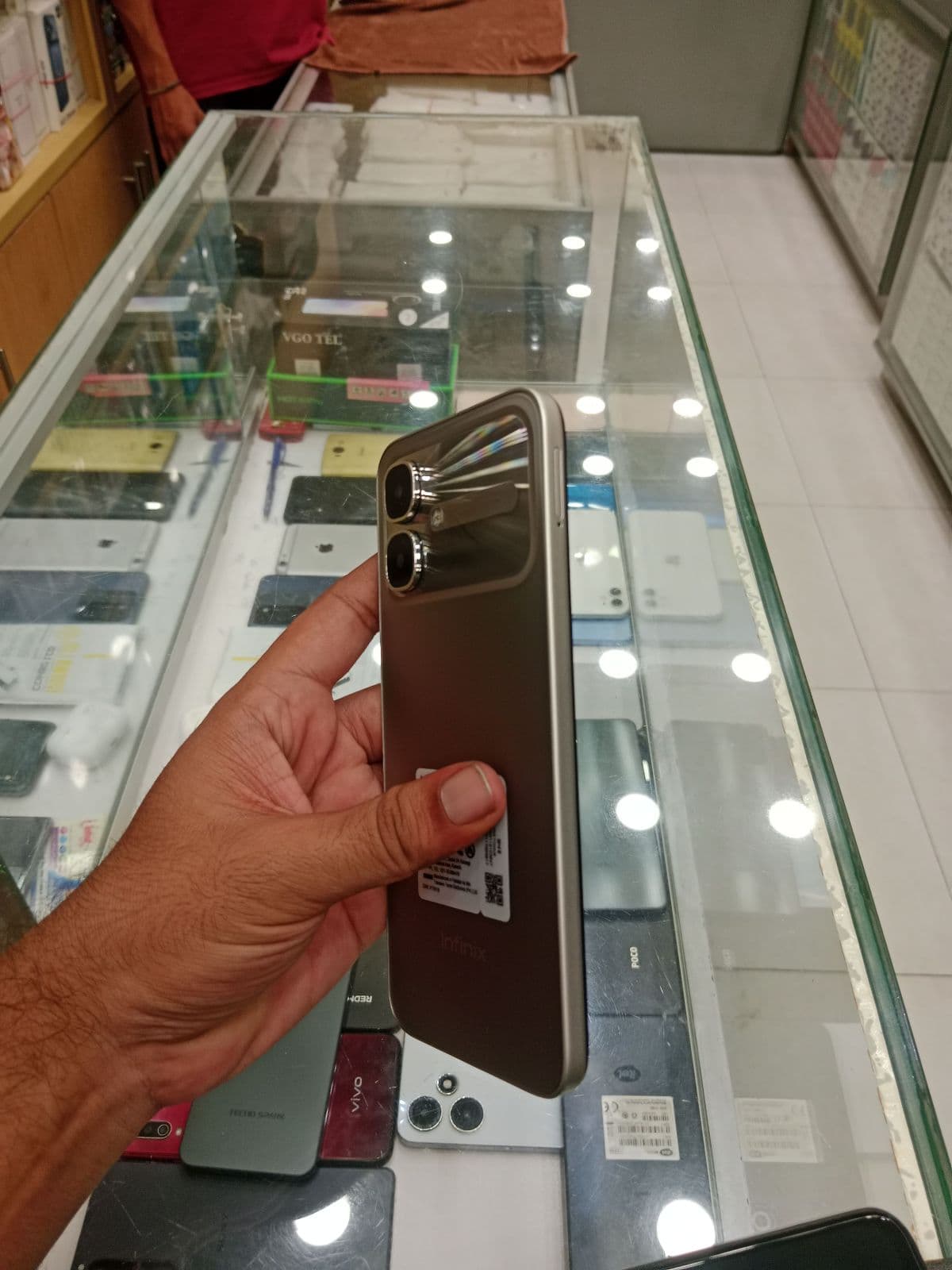 Infinix Smart 20 4GB / 64GB in Polaris Titanium — photo 3