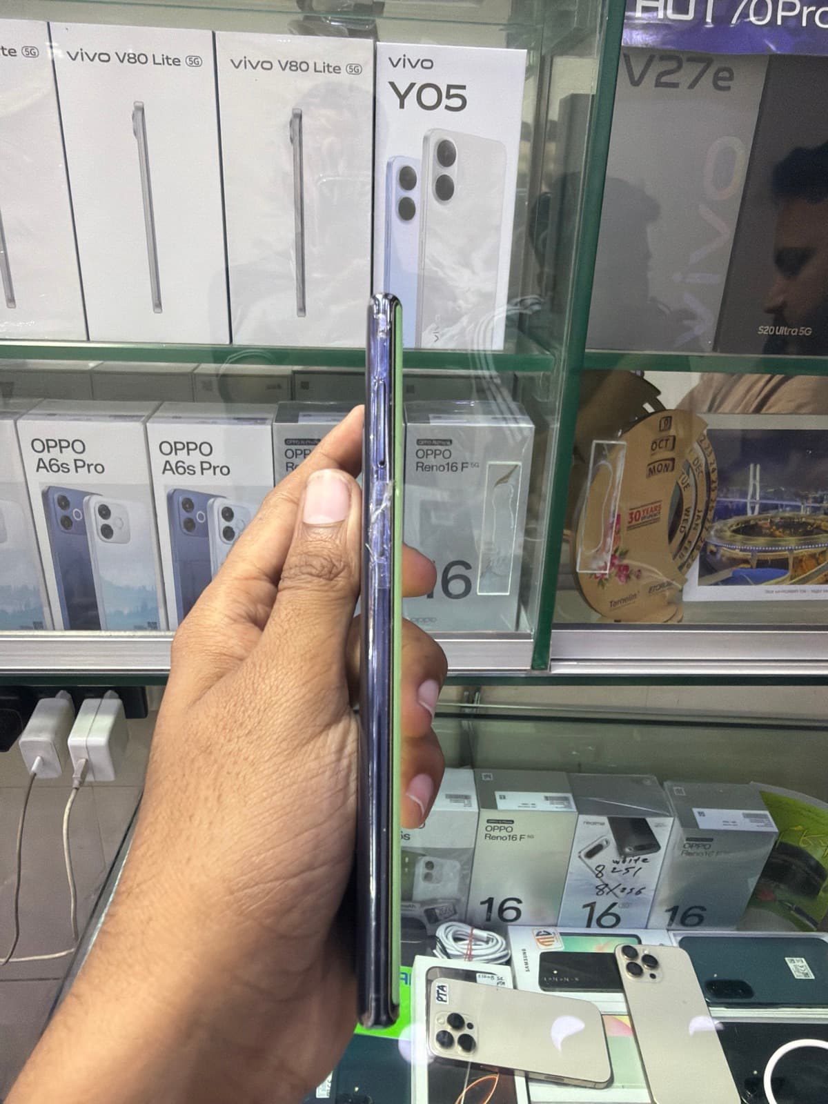 Samsung Galaxy Note10 8GB / 256GB in Aura Black — photo 4