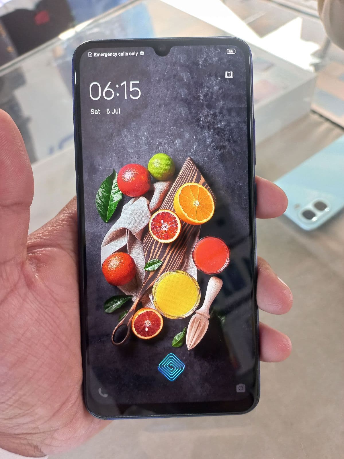 Vivo Y51 4GB / 128GB in Titanium Sapphire — photo 2