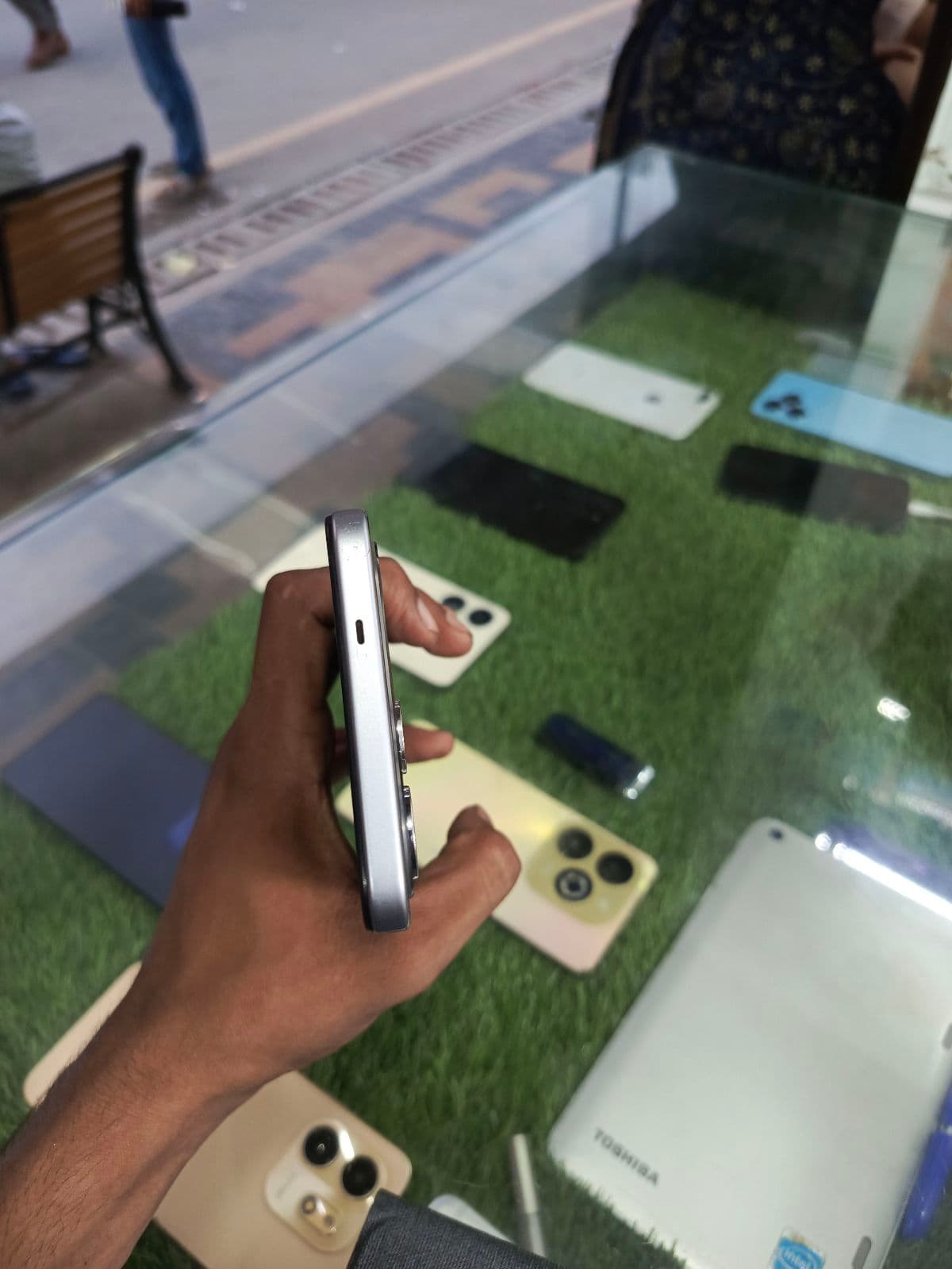 Tecno Spark 40 6GB / 128GB in Titanium Grey — photo 4