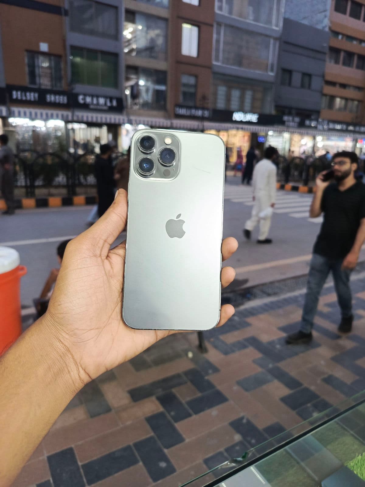 iPhone 13 Pro Max · 256GB
